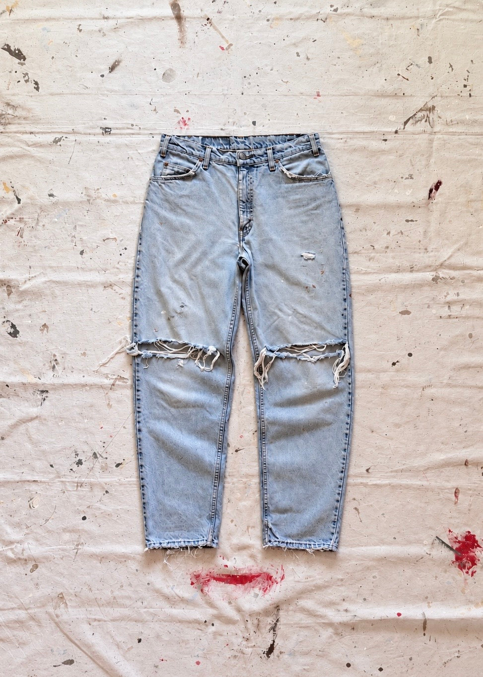 1990s Levi’s 560 Made in USA Distressed Jeans