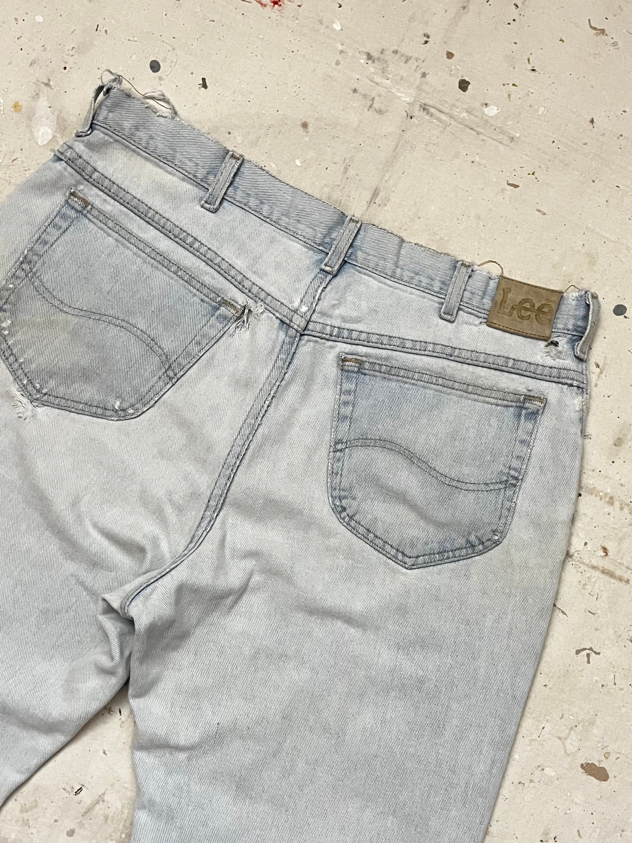1990s Lee Light Wash Distressed Denim Jeans