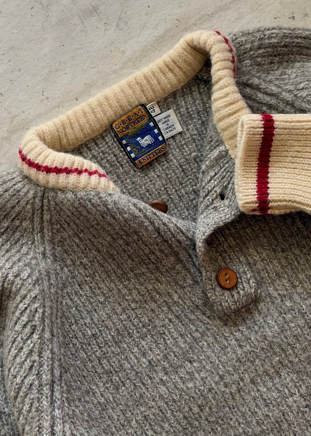 1980s Canadian Wool Henley Sweater - S
