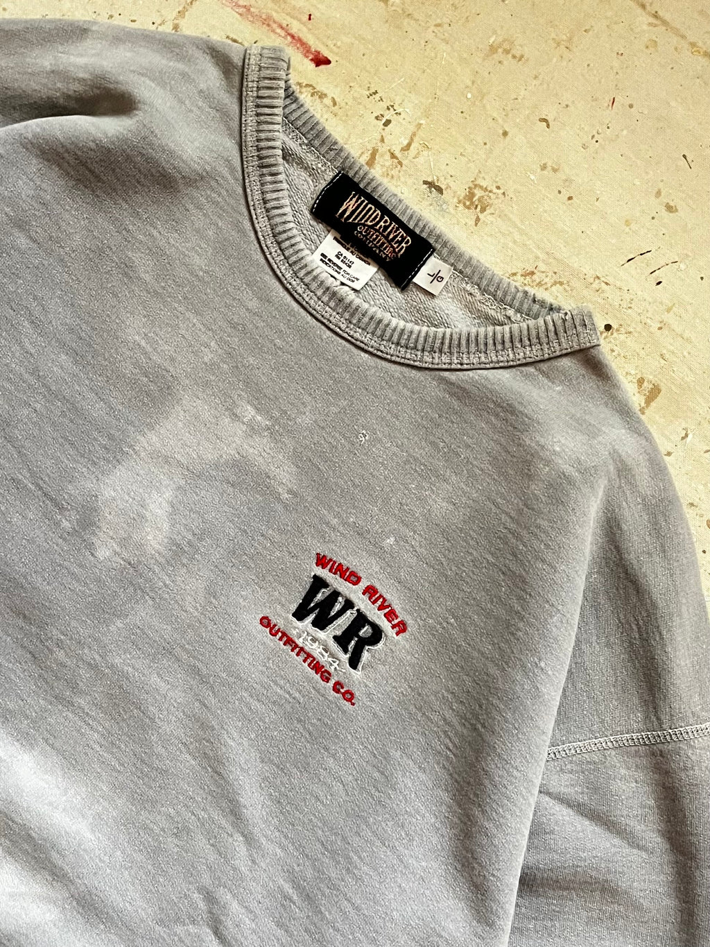 1990s Wind River Faded Sweatshirt - L