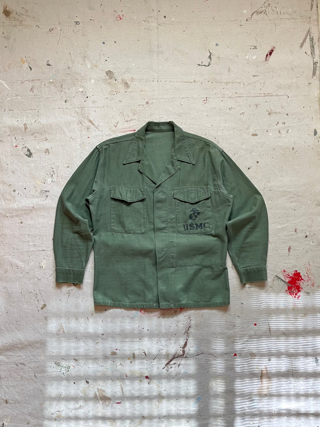 1960s Vietnam War USMC OG-107 Cotton Sateen Utility Shirt - EGA Stencil - L