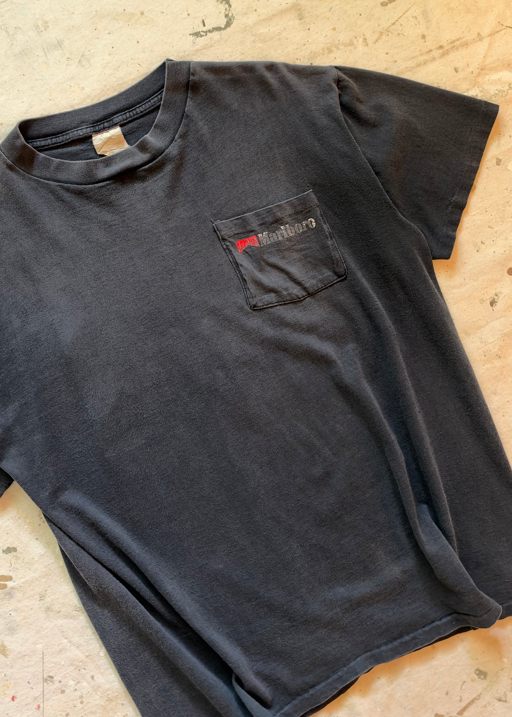 1990s Marlboro “Man Without Limitation” Pocket T Shirt - L
